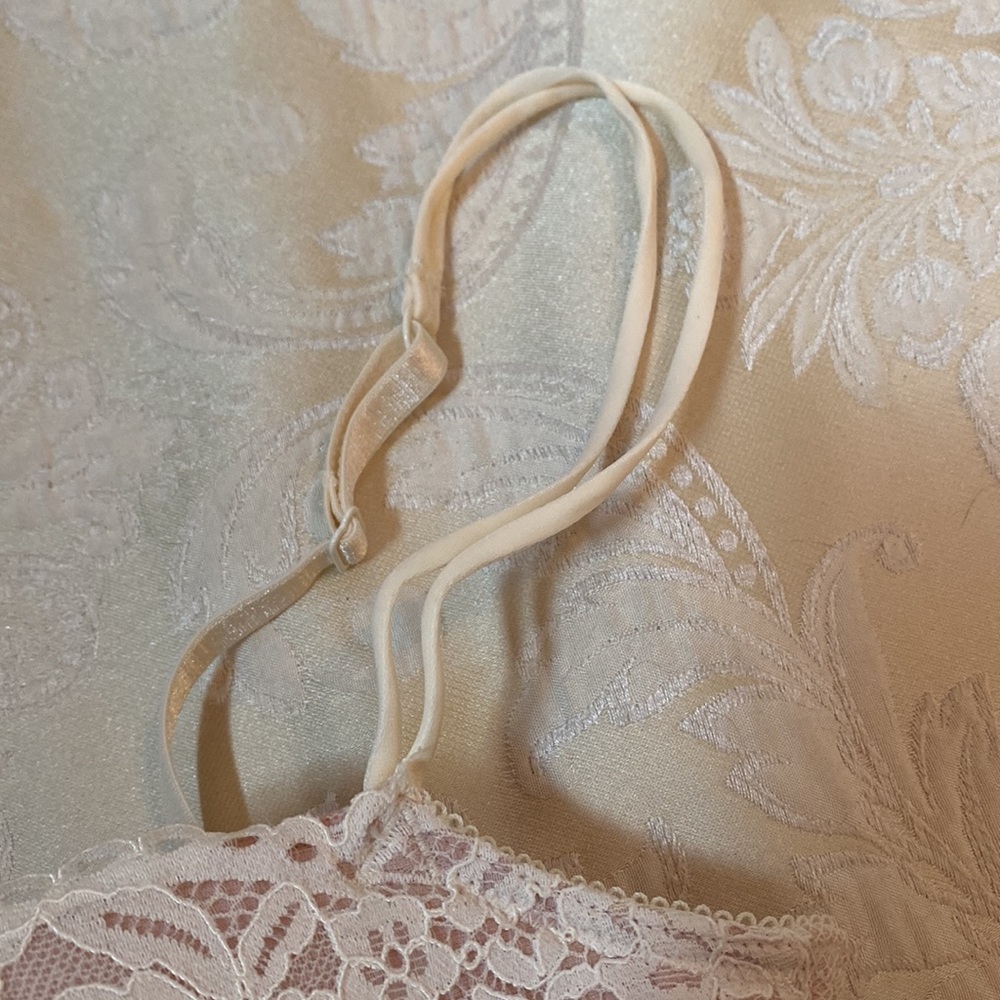 NWOT b.tempt’d by Wacoal lace overlay bra - Picture 6 of 6